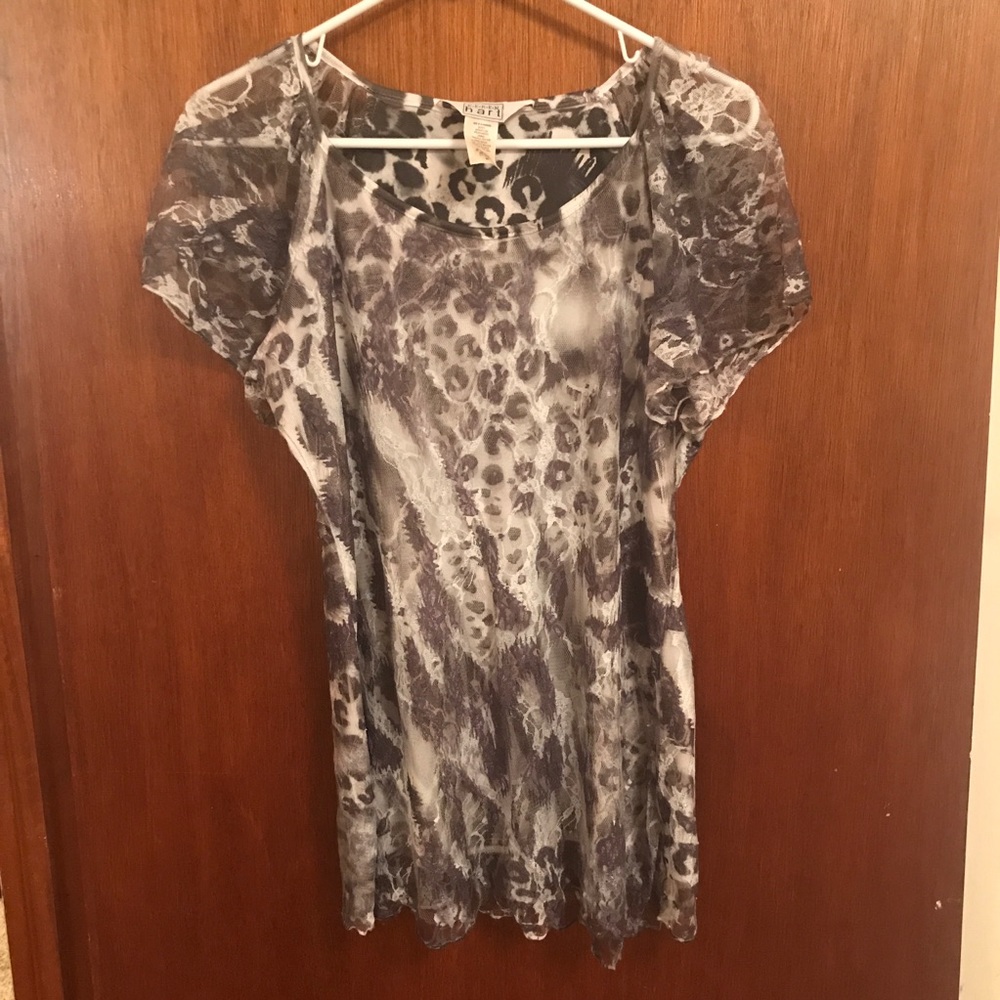 Keren Hart Lace Cheetah Print Top